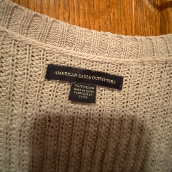 American Eagle Sweater - Picture 3 of 3